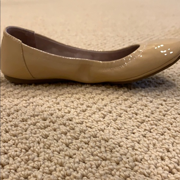 Vince Camuto Ballet Flats - Picture 6 of 7